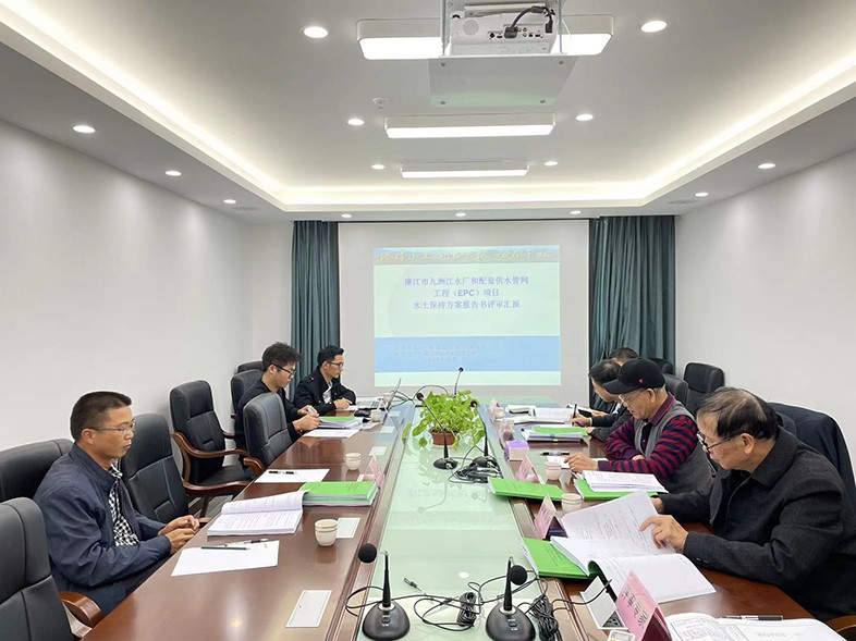 1693277945636331.jpg 1640957397982418.jpg